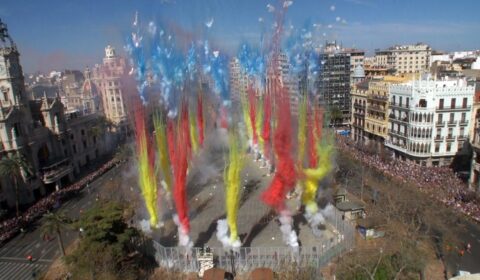 Mascletá 9 de Marzo de 2025  Pirotecnia Alpujarreña, por Alfonso Baños