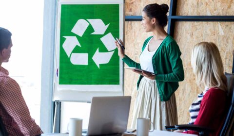SEGUROS PARA EMPRESAS DE RECICLAJE DE VIDRIO, DESGUACES, TRATAMIENTOS DE RESIDUOS, BATERIAS, … etc