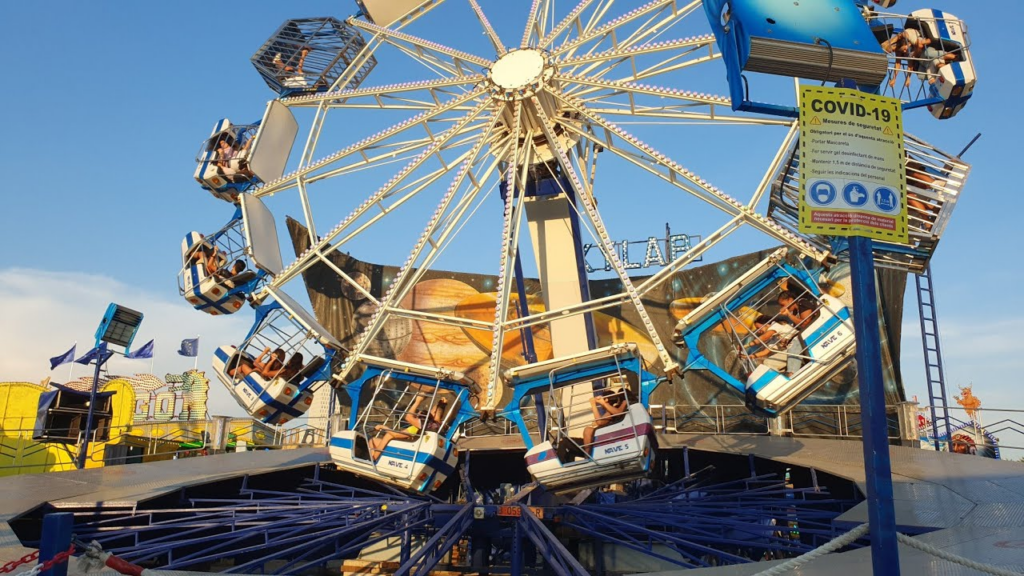 Seguros para la atracción Skylab Extazy Enterprise de la feria de atracciones
