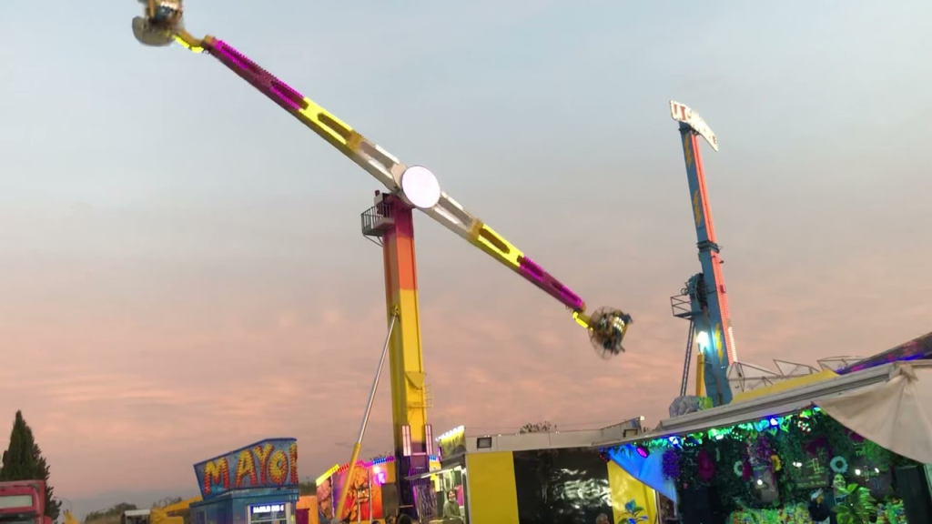 Seguro para un Gigant XXL atracción de feria