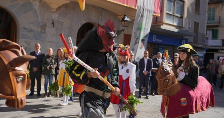 Inca incorpora el “Dimoni Bogiot” a la tradició dels Cossiers